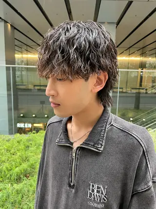 ショート カラー パーマ ヘアアレンジ メンズ 亀井隆汰/メンズ専門 パーマ/フェード可のヘアスタイル