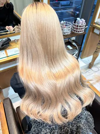 ヘアアレンジ 🍑momoka🤍 ／甘めガーリー🩰のヘアスタイル
