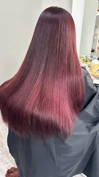 ロング カラー piLLon mayuのヘアスタイル