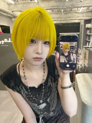 ショート カラー ハイトーン/名古屋 Hinakiのヘアスタイル