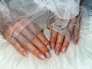 ネイル WHITE NAIL 大島のネイルデザイン