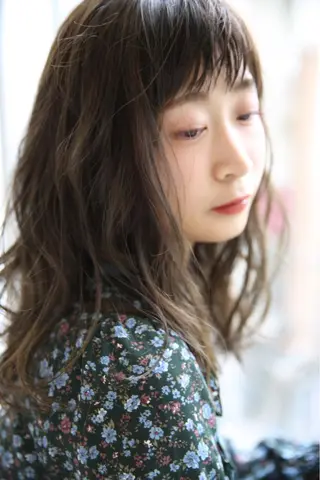 ミディアム 似合わせカット 迫留由弥のヘアスタイル