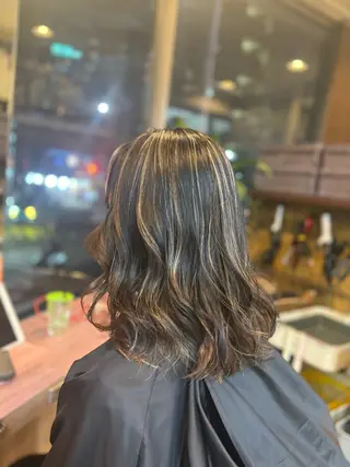ミディアム もえ こーんのヘアスタイル
