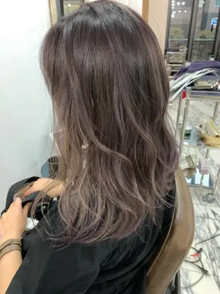 ミディアム カラー エクステ(レミー毛) NINEのヘアスタイル