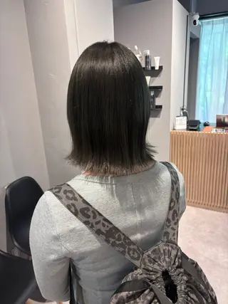 ミディアム Yuuka/ w colorのヘアスタイル
