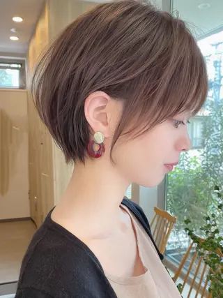 ショート ゆうり/ 透明感カラーのヘアスタイル