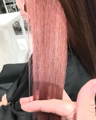 カラー YOKOI SHINJIのヘアスタイル