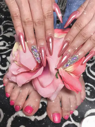 ロング ネイル 《LB》ラブリエ Nail&eyeのマツエク・マツパデザイン