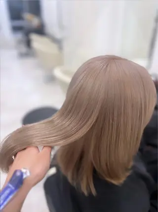 ミディアム カラー リコ 渋谷 ハッシュカットのヘアスタイル