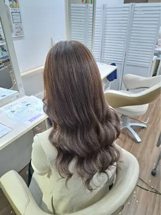 ロング GLOSS 心斎橋 山上のヘアスタイル