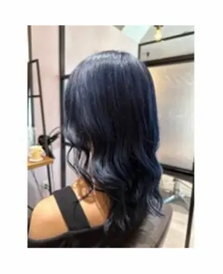 カラー 梶 瑞希のヘアスタイル