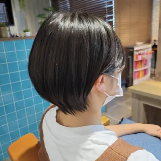 ショート alushe 岡 陽子のヘアスタイル