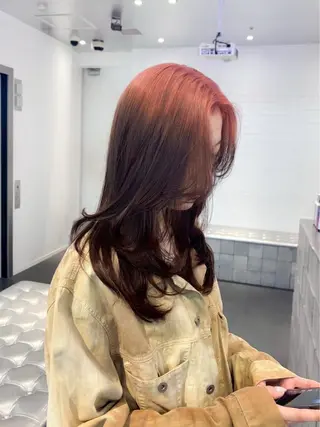 セミロング カラー ヘアアレンジ 💟ケア×ハイトーン 💟／ミオのヘアスタイル