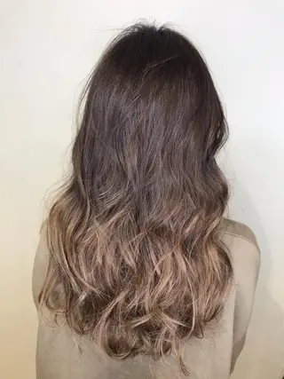 セミロング カラー 髪質改善カラー韓国風 レイヤーtudaのヘアスタイル