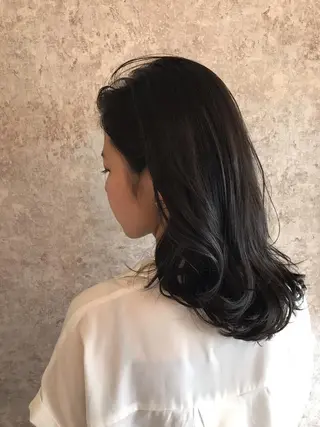 ミディアム ハイトーンブリーチ 土坂 由志【京都】のヘアスタイル