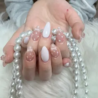 ネイル 🎀nana🫧 ワンホンネイル🎀のネイルデザイン