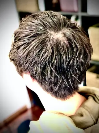 ショート パーマ ヘアアレンジ メンズ men's特化　石井 貴章のヘアスタイル