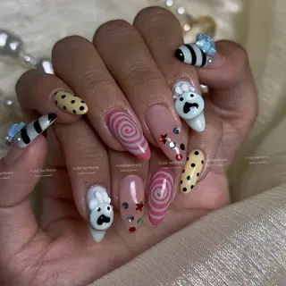 ミディアム YUME Nail Beautyのネイルデザイン