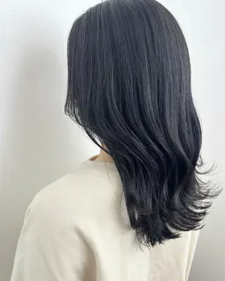 ロング カラー トレンド/顔まわり/ レイヤー/髪質改善のヘアスタイル
