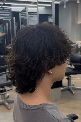 パーマ メンズ 髙橋良門 バンド好き美容師のヘアスタイル