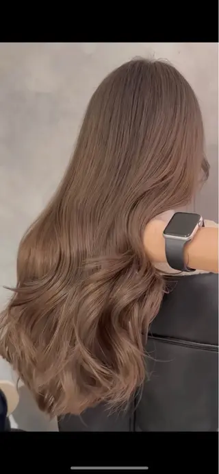 ロング モリシタ チョウのヘアスタイル