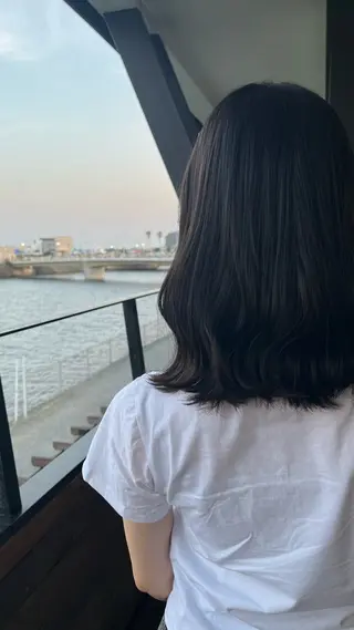 ミディアム カラー カンノ シュンのヘアスタイル