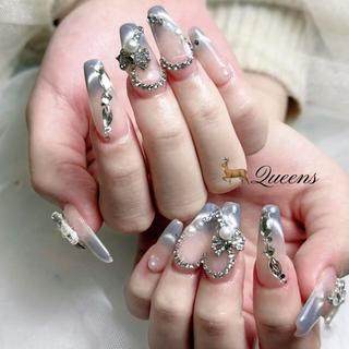 ネイル Queens テイのネイルデザイン