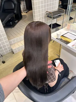 カラー 🥯縮毛/レイヤー/ ベージュヘア🥯のヘアスタイル