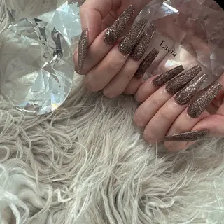 ネイル lavia🖤 ayumiのネイルデザイン
