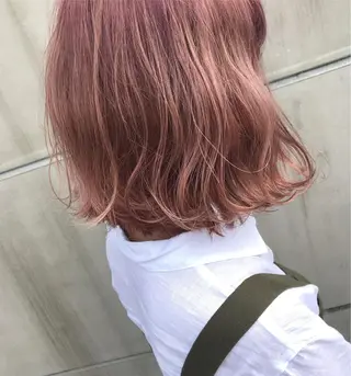 ショート カラー 【渋谷で人気】艶髪× 髪質改善/ツヤカラーのヘアスタイル