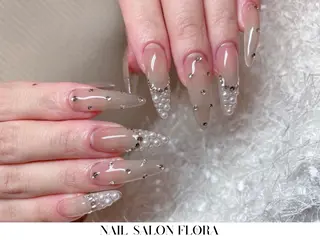 ネイル Flora nail salonのネイルデザイン