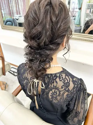 セミロング ヘアアレンジ ご予約はインスタ のみ🌿@n7g10のヘアスタイル