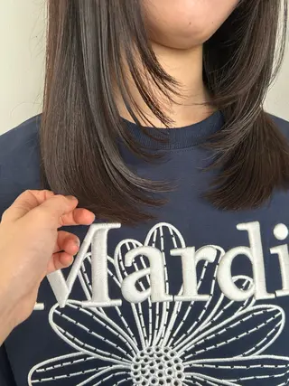 ロング Snug,Hair 愛美海(あみか)のヘアスタイル