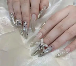 ネイル Pure&Rich Nailのネイルデザイン
