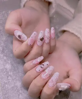 ネイル Zz nail salonのネイルデザイン