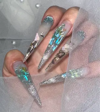 ネイル Nailsalon SKiのネイルデザイン