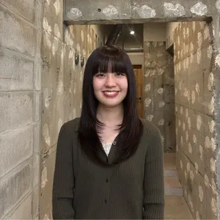 ロング サアヤ/ SYS by fitのヘアスタイル