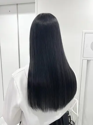 ロング 🩶トレンド暗髪 カラー🩶／横浜のヘアスタイル