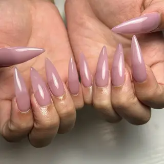 セミロング リナ ⭐️のネイルデザイン