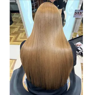 ロング 金沢 広美のヘアスタイル