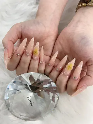 ロング Lavia akaneのネイルデザイン
