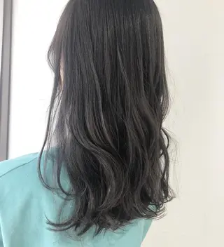 セミロング 夜23時まで予約🉑 reverieあきらのヘアスタイル