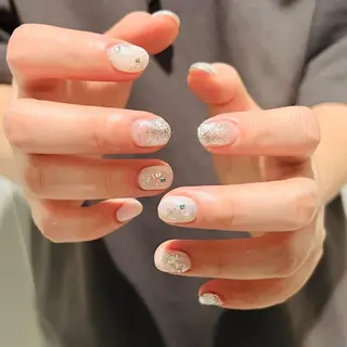 ネイル i+ söpö .nのネイルデザイン