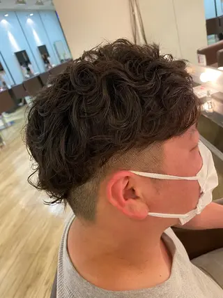 パーマ メンズ 小宮 真理奈のヘアスタイル