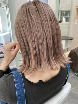 ミディアム カラー 平 ちひろのヘアスタイル