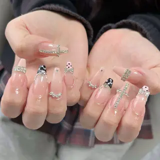 ネイル Lyna 池袋のネイルデザイン