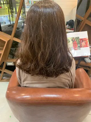 パーマ 吉田 茉生のヘアスタイル