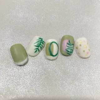 ネイル emiu petiteのネイルデザイン