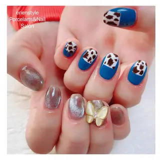 ミディアム ネイル 🐾enen style 🐾のネイルデザイン