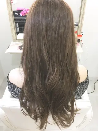 セミロング ロング カラー 髪質改善 中川 翔のヘアスタイル